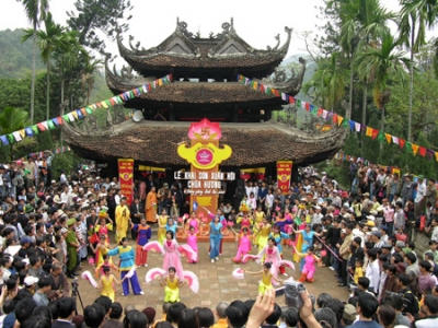 Tour Chùa Hương - Suối Yến